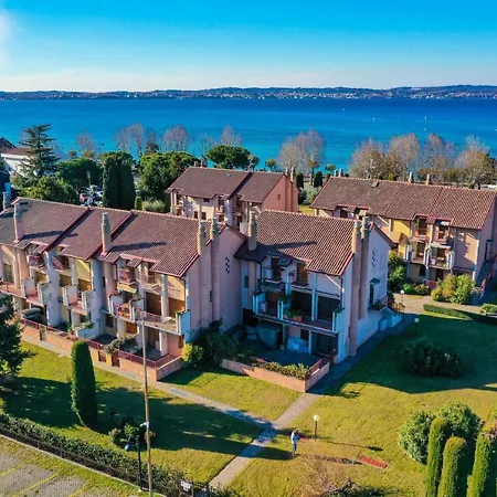 5 Star With Private Beach And Garage *