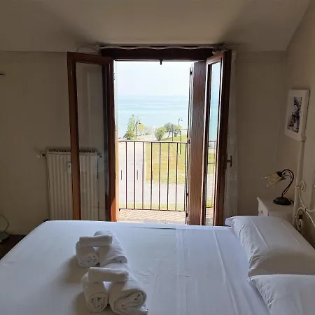 5 Star With Private Beach And Garage Lägenhet *