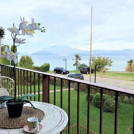 5 Star With Private Beach And Garage Sirmione