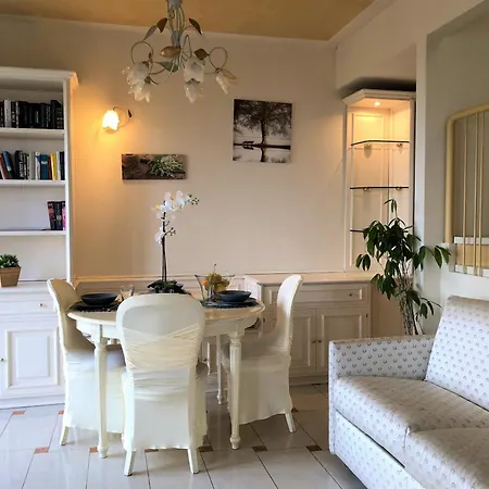 5 Star With Private Beach And Garage * Sirmione