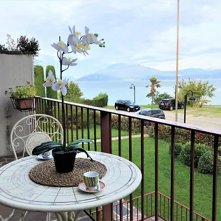 5 Star With Private Beach And Garage Sirmione