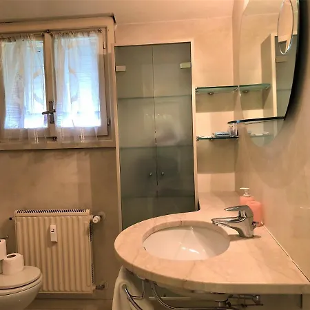 5 Star With Private Beach And Garage Lägenhet *